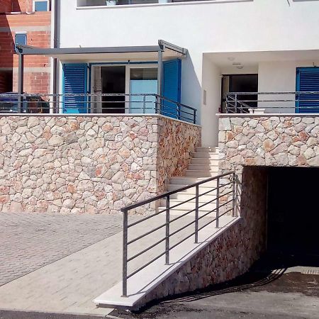 Lorena Cres Buitenkant foto